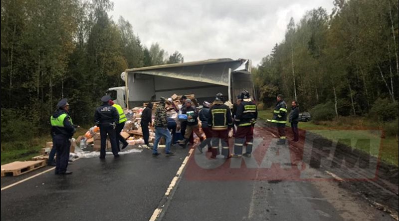 Серпухов происшествия сегодня. Авария с фурой на а 108 трассе.